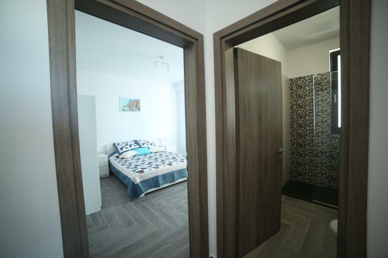 Alexandra Soleil Apartment Năvodari Buitenkant foto